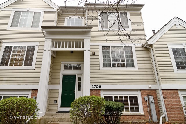 1706 Sienna Ct, Wheeling, IL 60090 photo 1