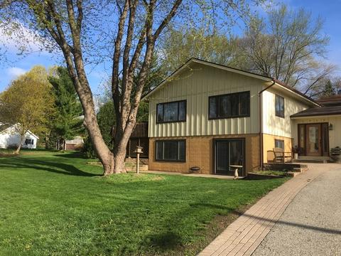3717 Hillcrest Pl, Johnsburg, IL 60051 photo 2