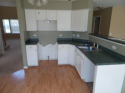 1400 Collins Dr, Cary, IL 60013 photo 6