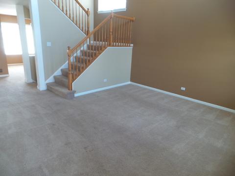 1400 Collins Dr, Cary, IL 60013 photo 2