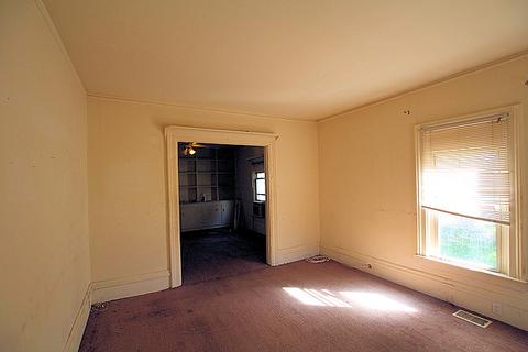 17 E Park St, Plano, IL 60545 photo 2