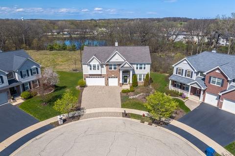 874 Forest Glen Ct, Bartlett, IL 60103 photo 4