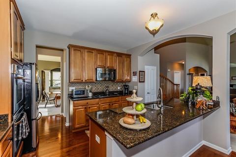 874 Forest Glen Ct, Bartlett, IL 60103 photo 11