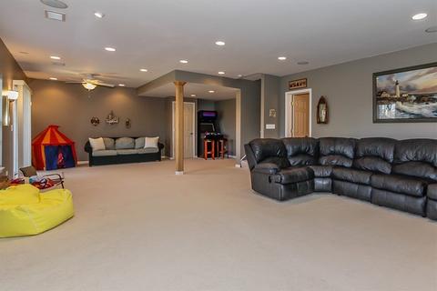 874 Forest Glen Ct, Bartlett, IL 60103 photo 32