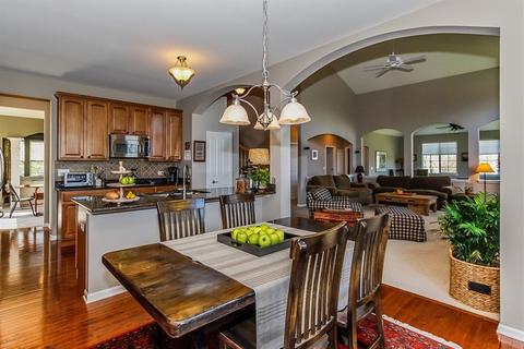 874 Forest Glen Ct, Bartlett, IL 60103 photo 15
