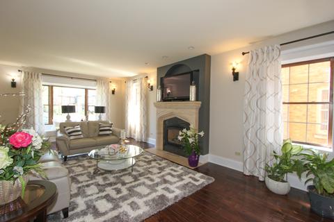 1326 Jackson Ave, River Forest, IL 60305 photo 3