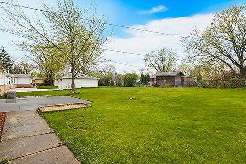 760 Ash Rd, Hoffman Estates, IL 60169 photo 29