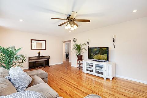 760 Ash Rd, Hoffman Estates, IL 60169 photo 7