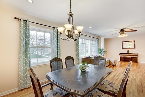 760 Ash Rd, Hoffman Estates, IL 60169 photo 10