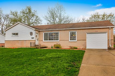 760 Ash Rd, Hoffman Estates, IL 60169 photo 1