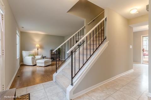 2458 Sunlight Ct, Aurora, IL 60502 photo 9