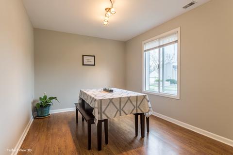 2458 Sunlight Ct, Aurora, IL 60502 photo 7