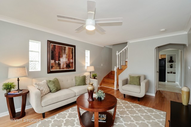 3901 W 66th Pl, Chicago, IL 60629 photo 2