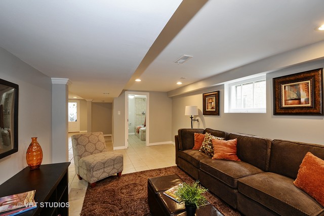 3901 W 66th Pl, Chicago, IL 60629 photo 9