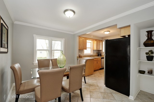 3901 W 66th Pl, Chicago, IL 60629 photo 5