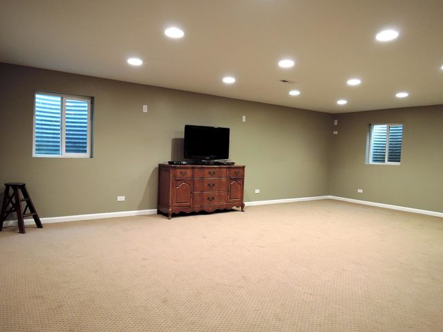 2224 Blacksmith Dr, Wheaton, IL 60189 photo 20