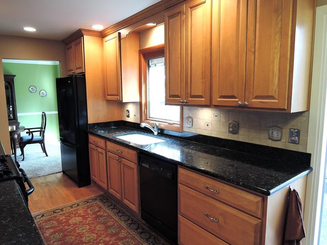 2224 Blacksmith Dr, Wheaton, IL 60189 photo 8