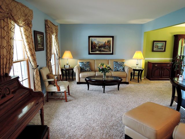 2224 Blacksmith Dr, Wheaton, IL 60189 photo 5