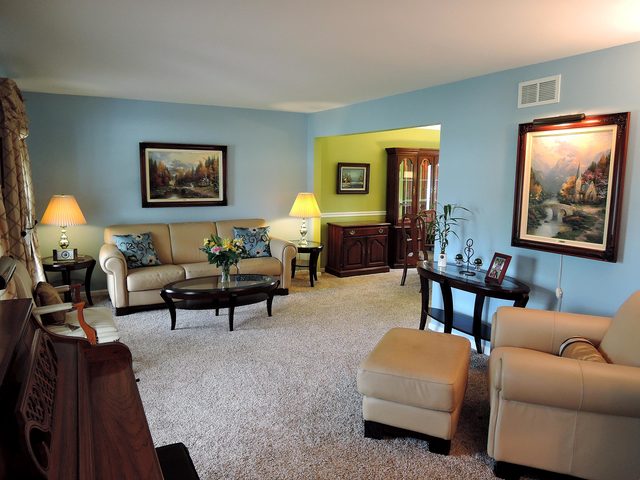 2224 Blacksmith Dr, Wheaton, IL 60189 photo 6