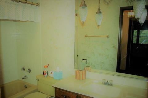 946 W Edward St, Wheeling, IL 60090 photo 12