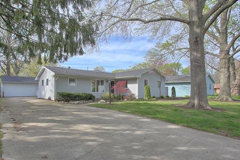 2112 Cypress Dr, Champaign, IL 61821 photo 1