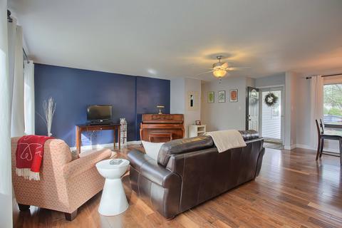 2112 Cypress Dr, Champaign, IL 61821 photo 9