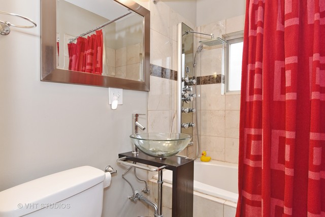 3938 N Ridgeway Ave, Chicago, IL 60618 photo 17