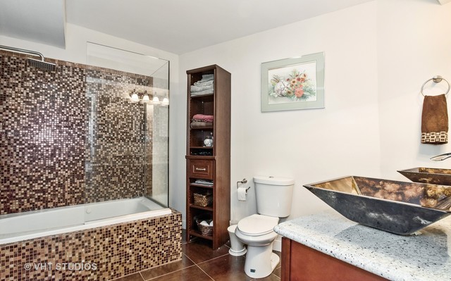 3938 N Ridgeway Ave, Chicago, IL 60618 photo 13