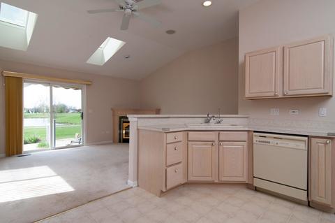 13919 S Tamarack Dr, Plainfield, IL 60544 photo 8