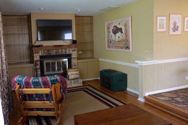 603 Crest St, Wheaton, IL 60187 photo 13