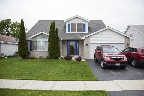 1586 Fox Hound Trl, Beecher, IL 60401 photo 1