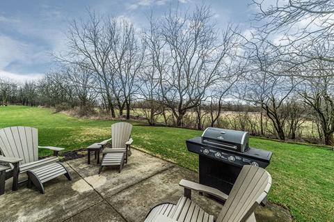 749 W Appletree Ln, Bartlett, IL 60103 photo 32
