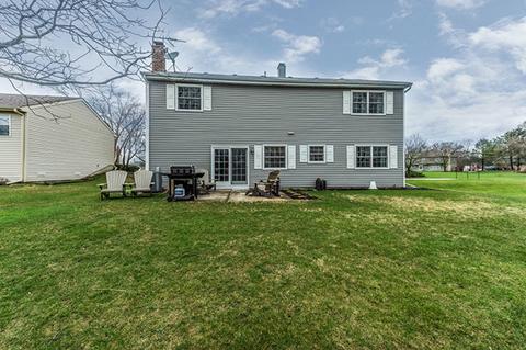 749 W Appletree Ln, Bartlett, IL 60103 photo 34