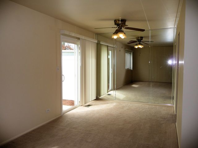 643 Harbor Ter E, Bartlett, IL 60103 photo 7