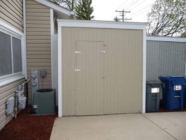 643 Harbor Ter E, Bartlett, IL 60103 photo 22