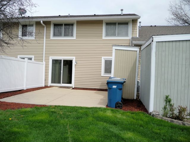 643 Harbor Ter E, Bartlett, IL 60103 photo 21