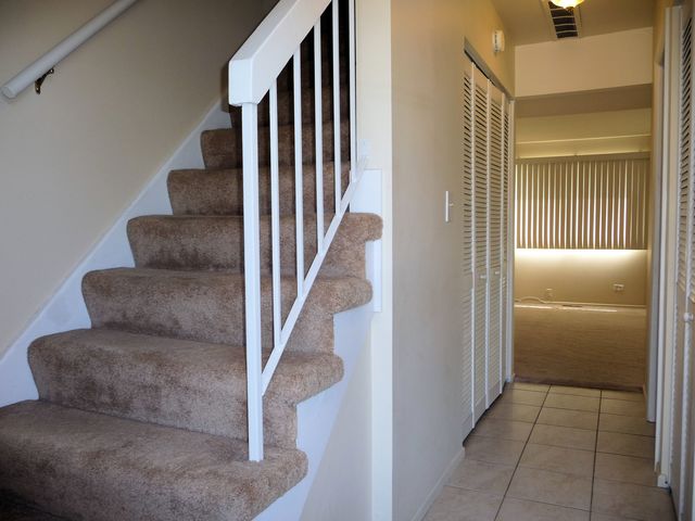 643 Harbor Ter E, Bartlett, IL 60103 photo 2