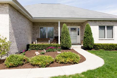 24660 Hanover Ct, Plainfield, IL 60585 photo 2
