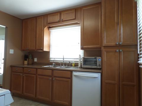 719 S Emerald Dr, Mchenry, IL 60051 photo 9