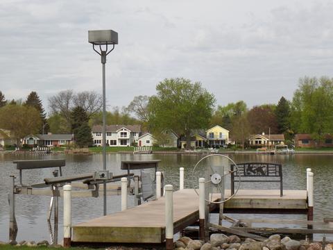 719 S Emerald Dr, Mchenry, IL 60051 photo 20