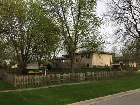 758 Spruce Ln S, Bartlett, IL 60103 photo 2