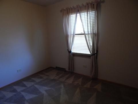 718 Maple St, Marengo, IL 60152 photo 12