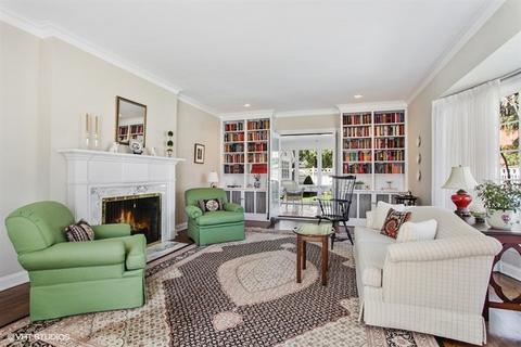 2500 Mc Daniel Ave, Evanston, IL 60201 photo 4