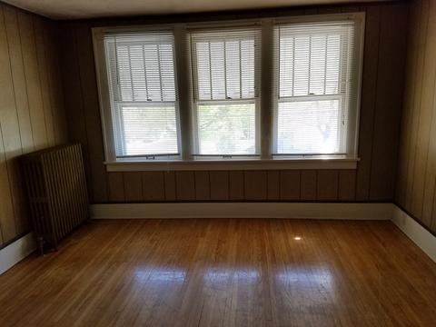412 S 3rd St, Oregon, IL 61061 photo 3