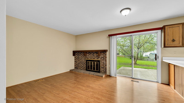 433 Quarry Dr, Bolingbrook, IL 60490 photo 7