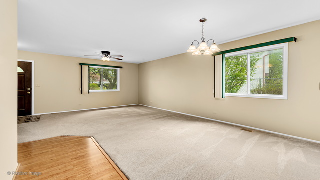 433 Quarry Dr, Bolingbrook, IL 60490 photo 5