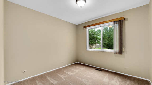 433 Quarry Dr, Bolingbrook, IL 60490 photo 16