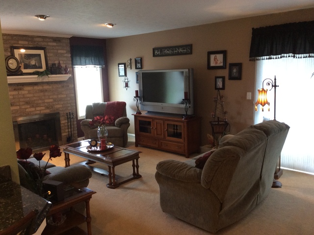 203 Carriage Dr, Morris, IL 60450 photo 11