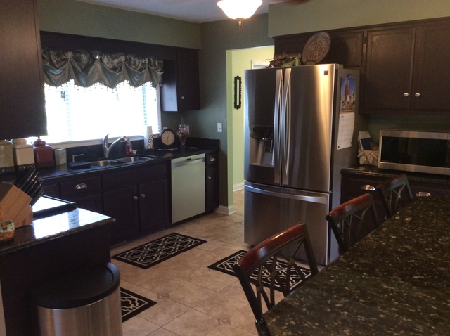 203 Carriage Dr, Morris, IL 60450 photo 7