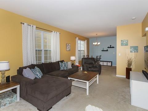 3619 Hyde Park Ct, Elgin, IL 60124 photo 5